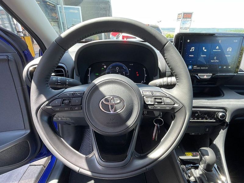 Toyota Yaris NG1.5 HEV 116k Style - fotka 16 z 26