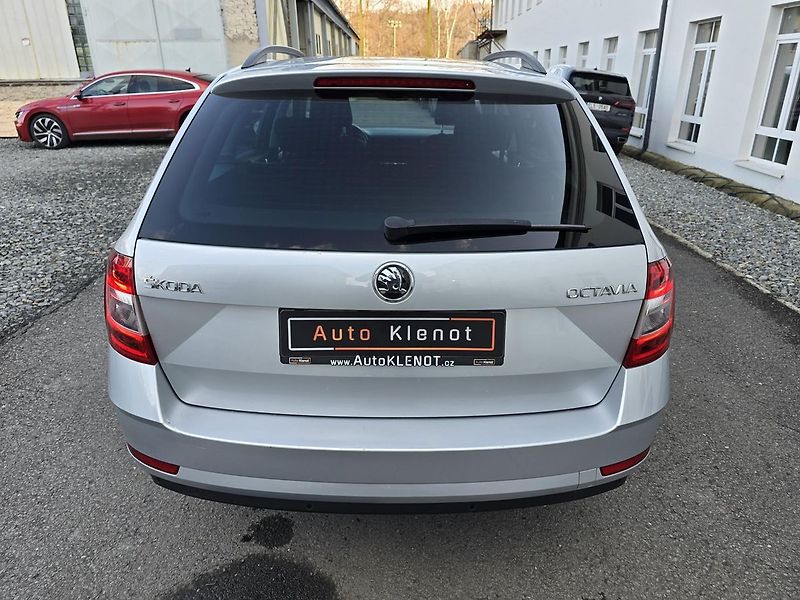 Škoda Octavia STYLE LED DIGIKLIMA-DPH - fotka 6 z 37