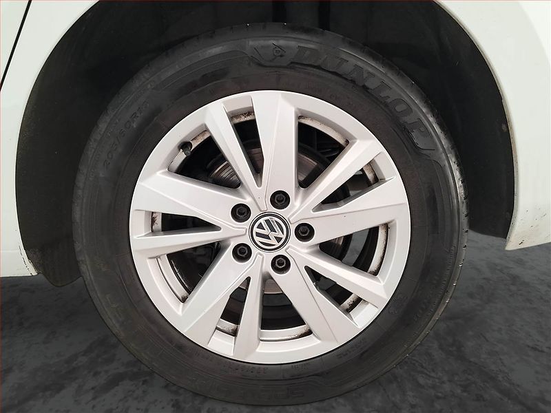 Volkswagen Touran (2020) 2.0 TDI, Serv.kniha, Navi - fotka 15 z 20