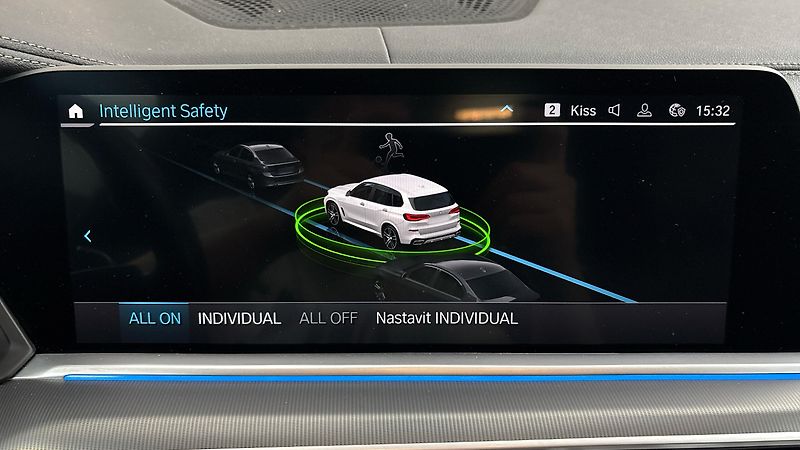BMW X5 45e AUT xDrive M-paket - fotka 29 z 30