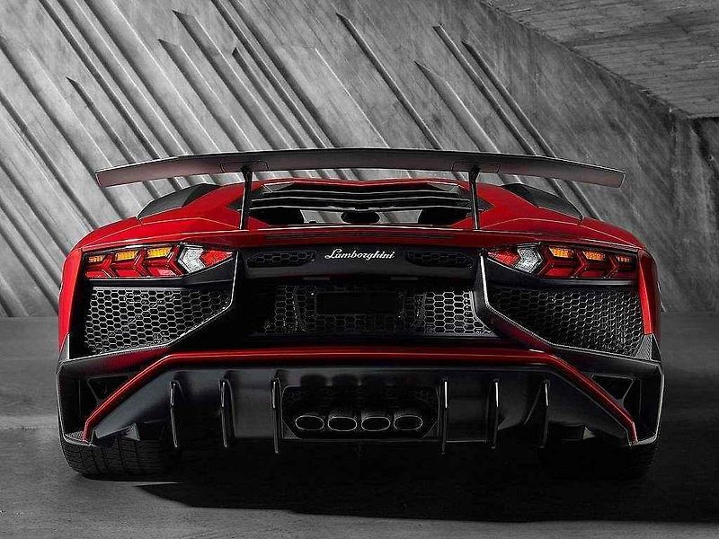 Lamborghini Aventador LP750-4 SV.