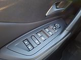 Peugeot 308 SW ALLURE 1,5 BHDi 130k EAT8 - náhled 29