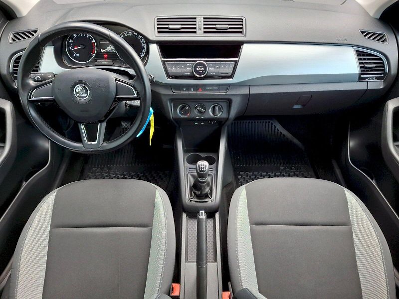 Škoda Fabia (2015) Ambition Plus 1,0Mpi 44kW - fotka 5 z 27