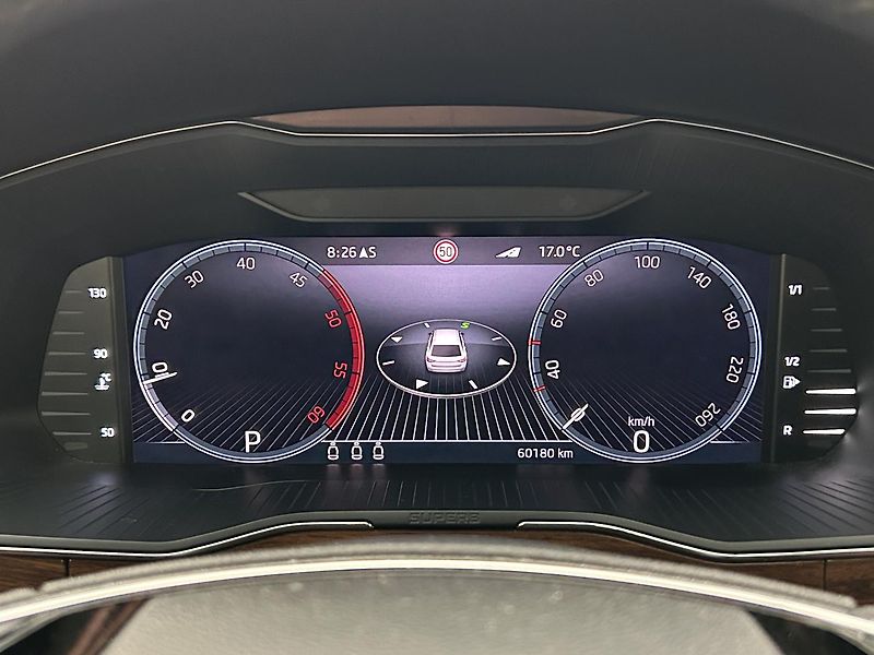 Škoda Superb 2.0 TDI 4x4 Scout - fotka 7 z 31