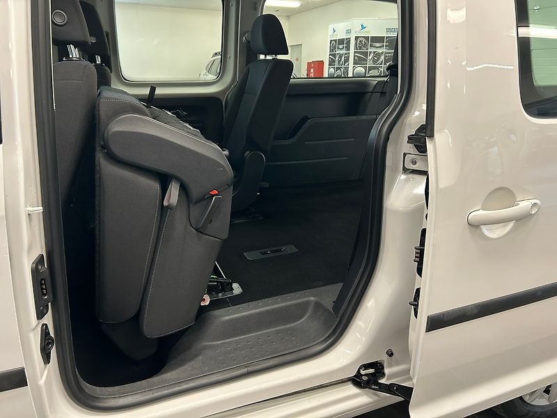 Volkswagen Caddy (2016) Maxi Life 1.4 TGI 2016 | Záruk - fotka 23 z 62