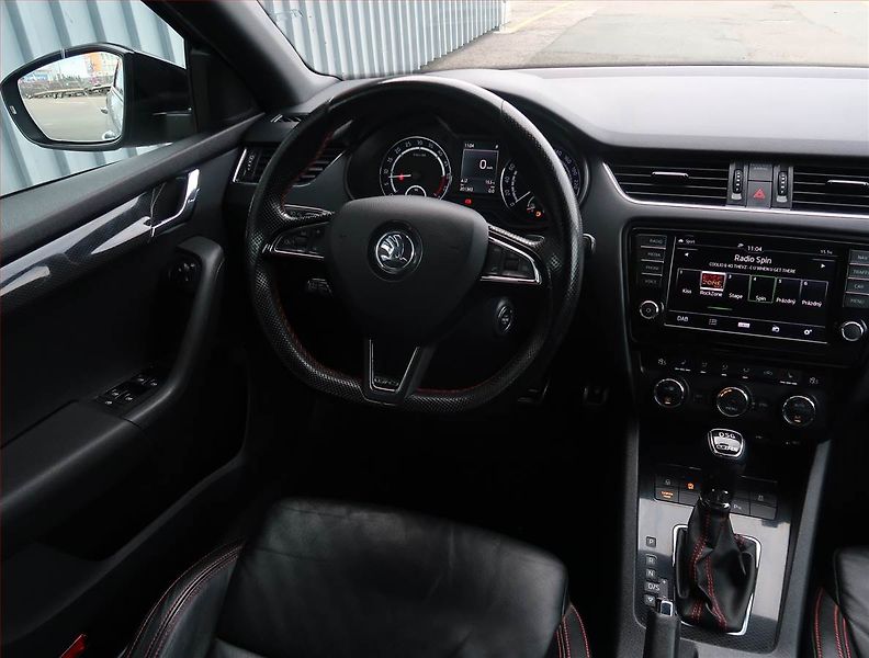 Škoda Octavia (2016) RS 2.0 TDI 4x4 DSG, Automat - fotka 7 z 24
