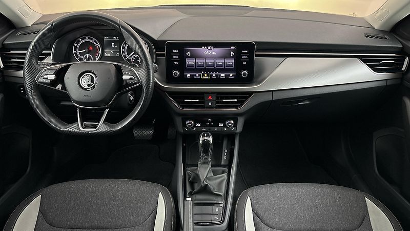 Škoda Scala 1.5 TSI DSG Style - fotka 8 z 26