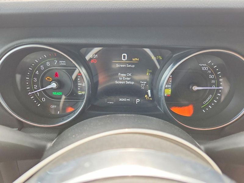 Jeep Wrangler (2021) Auto na cestě - fotka 9 z 12
