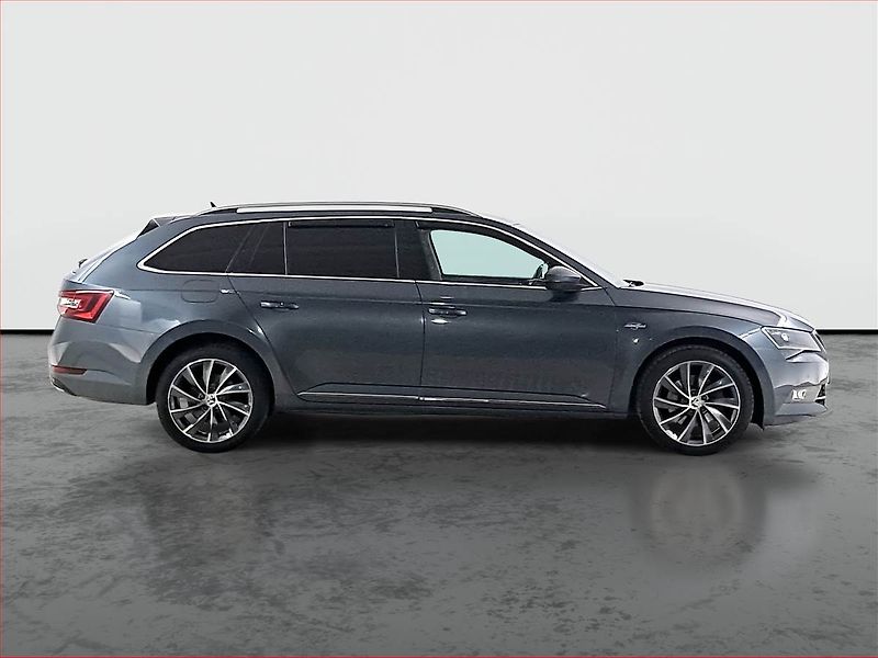 Škoda Superb (2016) 2.0 TDI, Automat, Kůže, Navi - fotka 6 z 23