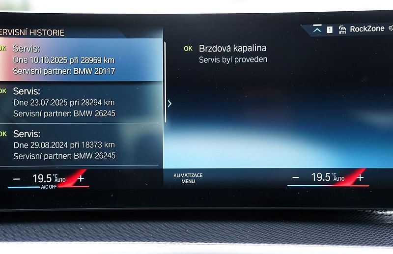 BMW Řada 2 M240i xDrive 3.0i/AT/380 PS - fotka 35 z 46