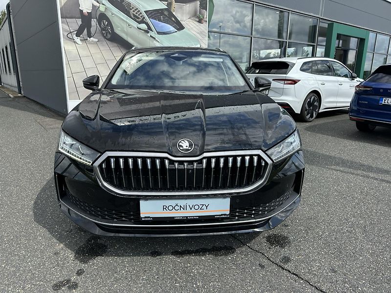 Škoda Superb Laurin a Klement - fotka 2 z 17