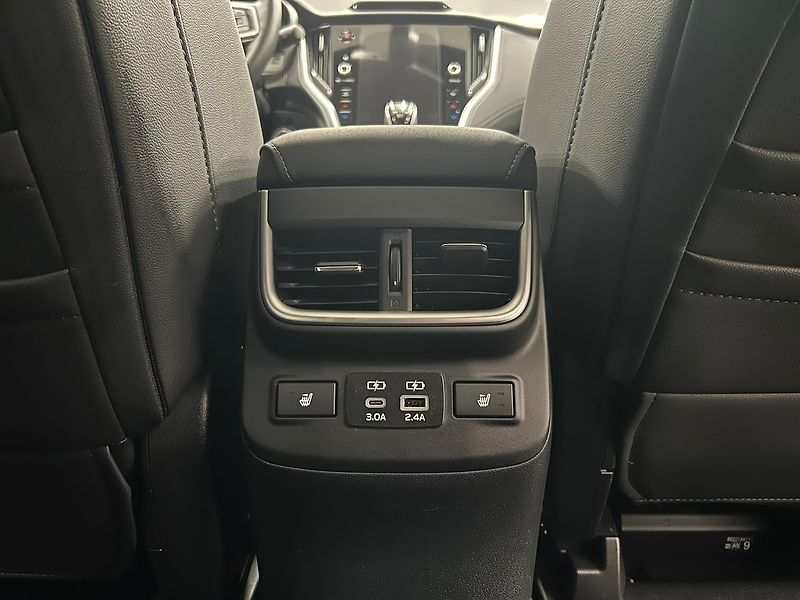 Subaru Outback (2025) 2.5 TOURING 2025 skladem | Zár - fotka 31 z 59
