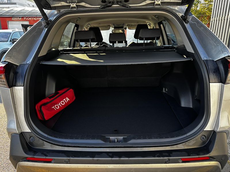 Toyota RAV4 (2024) Comfort 2.5 Hybrid (160 kW) - fotka 13 z 13