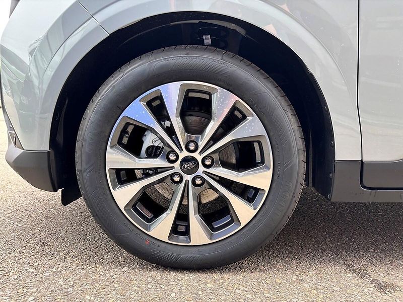 Ford Tourneo Courier (2026) Titanium, Tourneo, 1.0 EcoBoos - fotka 30 z 31