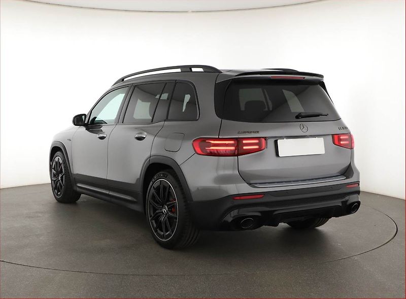 Mercedes-Benz GLB (2025) 35 AMG 4MATIC - fotka 4 z 26
