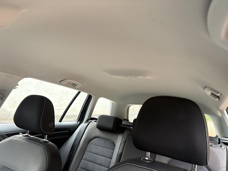 Volkswagen Golf (2017) kombi 2,0TDI Bluemotion - fotka 17 z 23