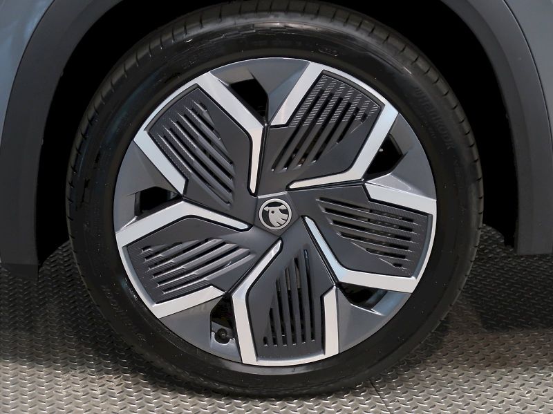 Škoda Kodiaq (2025) SPORTLINE 2.0TDI 142KW 4x4 DSG - fotka 12 z 50