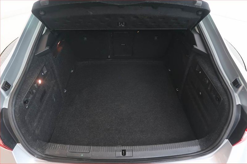 Škoda Superb (2016) Laurin&Klement 2.0 TDI - fotka 14 z 21