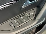 Peugeot 2008 1,2 PureTech Allure - náhled 17