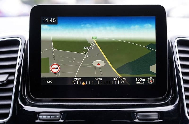 Mercedes-Benz GLS 350d 4Matic, ČR, 7 míst - fotka 46 z 50