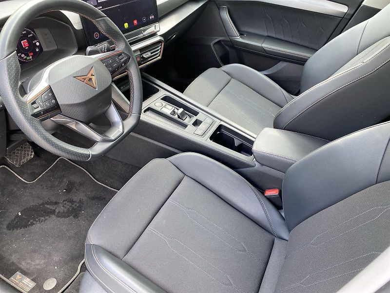 Cupra Formentor (2024) 2,0 TSI 4Drive DSG - fotka 6 z 39
