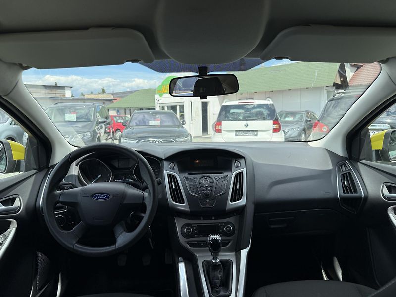 Ford Focus 1.6 TDCI - fotka 7 z 13