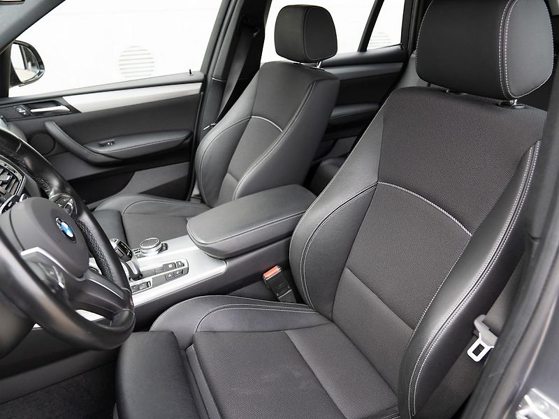 BMW X3 xDrive20d (F25) - fotka 18 z 30