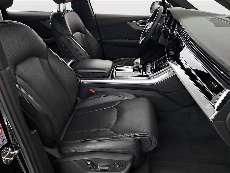 Audi Q7 (2020) 50 TDI - fotka 9 z 23
