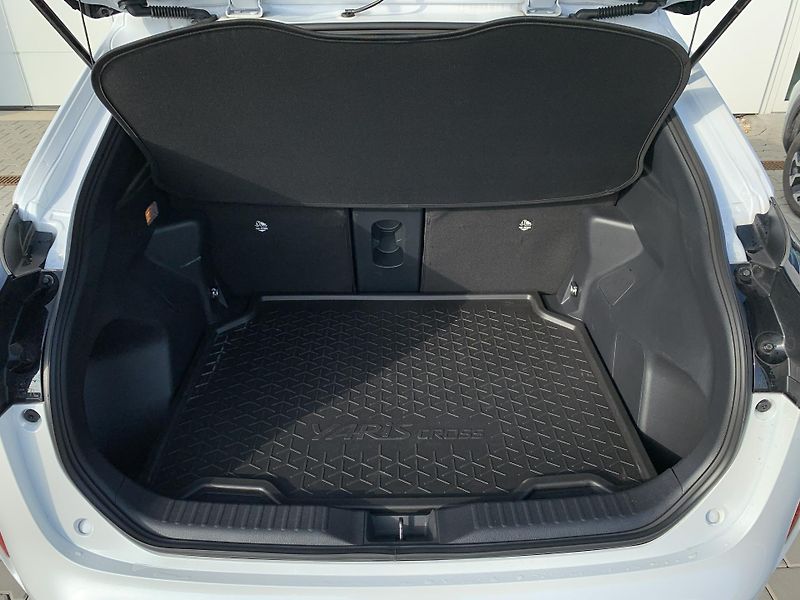 Toyota Yaris Cross YARIS CROSS STYLE 1,5 HEV 96kW - fotka 5 z 29