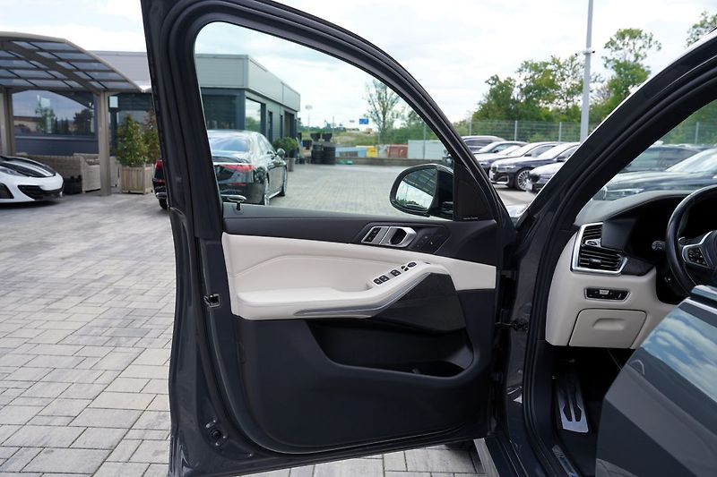 BMW X5 40d xDrive, Mpaket/21/Led/ČR - fotka 11 z 49