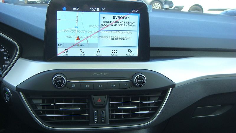Ford Focus (2018) Trend Edition Plus 1.0EcoBoost - fotka 26 z 30