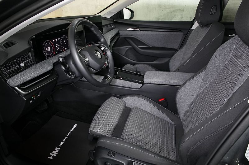 Škoda Superb 2.0 TDI 110kW DSG Matrix Tažné - fotka 7 z 31