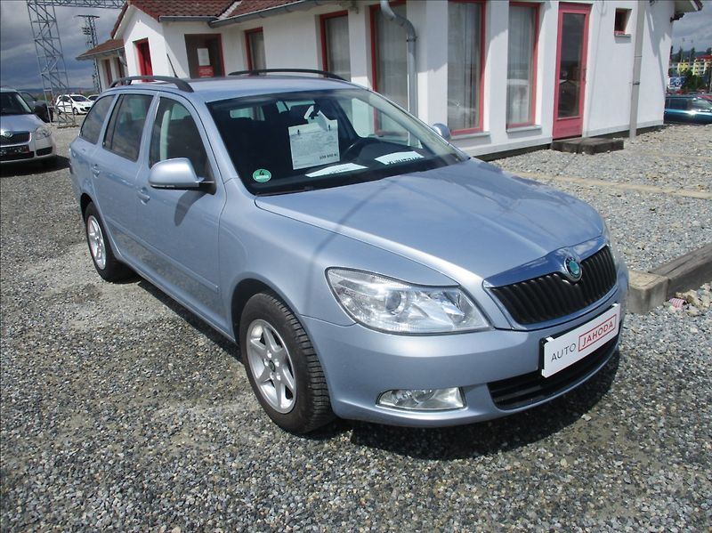 Škoda Octavia 1,2 TSI, klima,tažné,serviska, - fotografie inzerátu