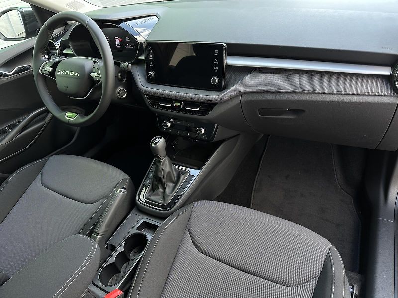 Škoda Fabia 1.0TSi Selection 95PS LED V.Co - fotka 35 z 37