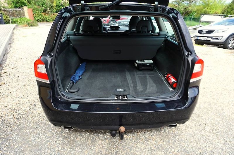 Volvo V70 (2016) MOMENTUM 2,0 D4 133 kW - fotka 14 z 64
