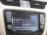 Škoda Octavia (2013) 2.0TDi, Elegance, bixen, navi - náhled 17