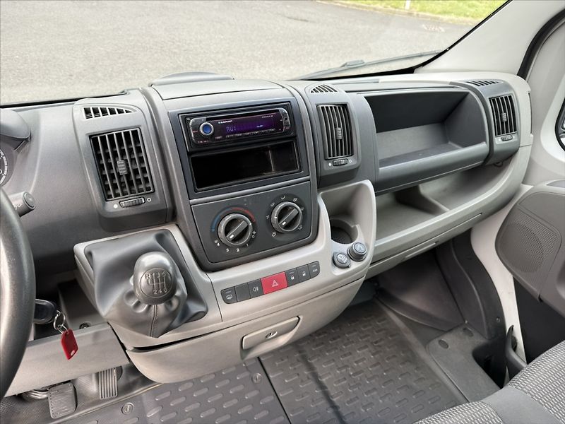 Citroën Jumper 2,2   HDI L2H2 6MÍST 1.MAJITEL - fotka 10 z 21