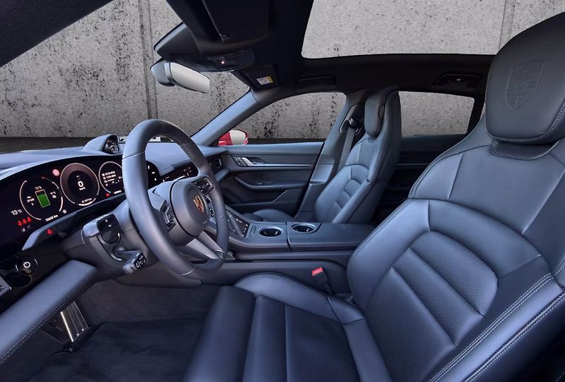 Porsche Taycan Sport Turismo 360 BOSE Pano - fotka 15 z 23