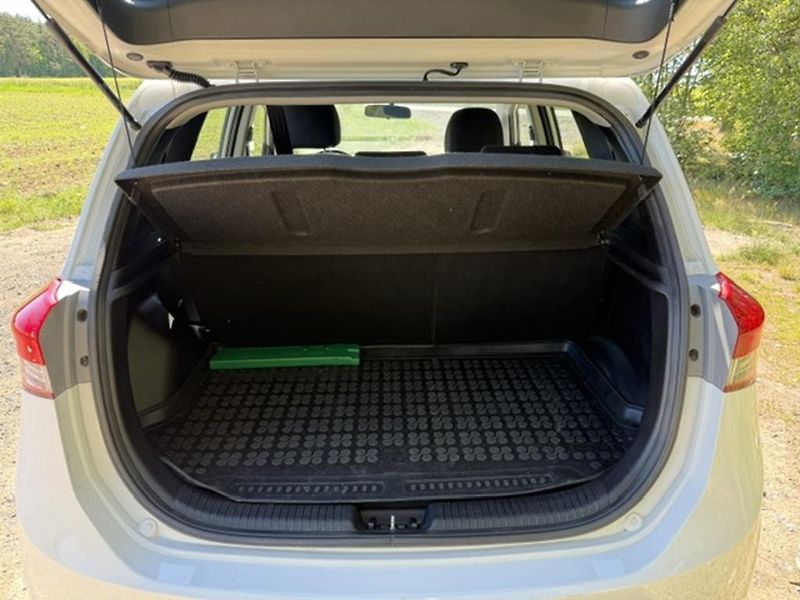 Hyundai ix20 1,4i, koupeno v ČR - fotka 25 z 27
