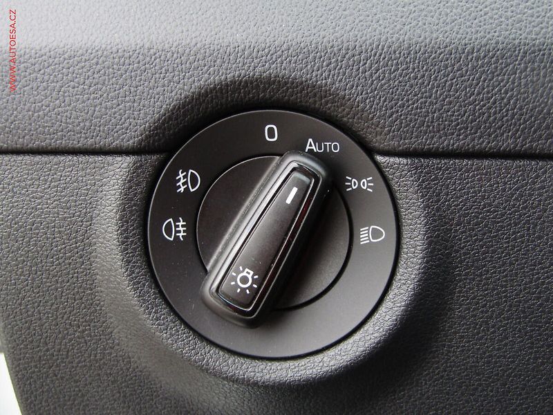 Škoda Octavia (2017) 2.0 TDi, Style, DSG - fotka 12 z 22