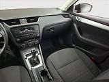Škoda Octavia (2013) 1.6 TDI, Tempomat - náhled 8