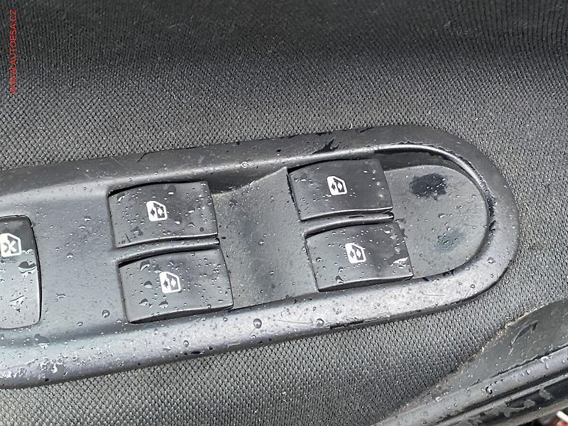 Renault Mégane (2006) 1.6 16V, Avantage, AC - fotka 12 z 16