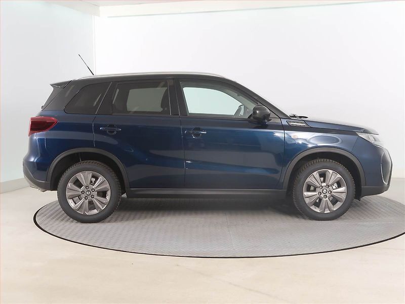 Suzuki Vitara (2025) 1.4 BoosterJet - fotka 6 z 18
