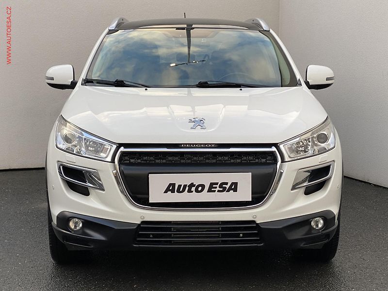 Peugeot 4008 (2016) 1.6 HDi 4x4, Style, xenon - fotka 2 z 19