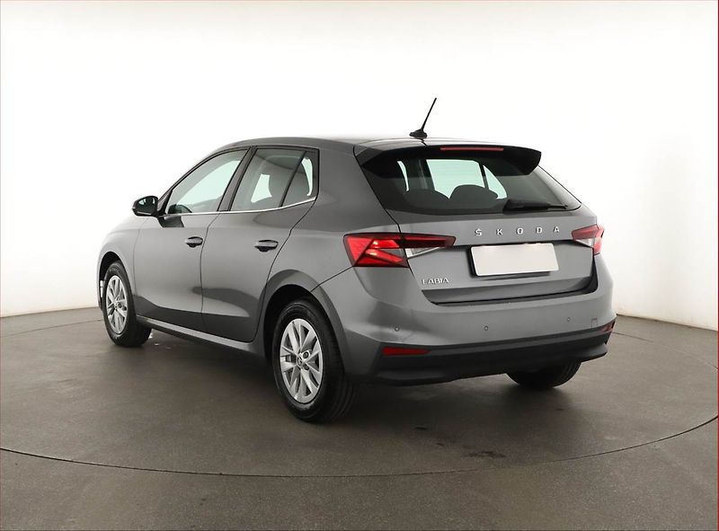 Škoda Fabia (2022) Style 1.0 TSI, ČR,1.maj - fotka 4 z 14