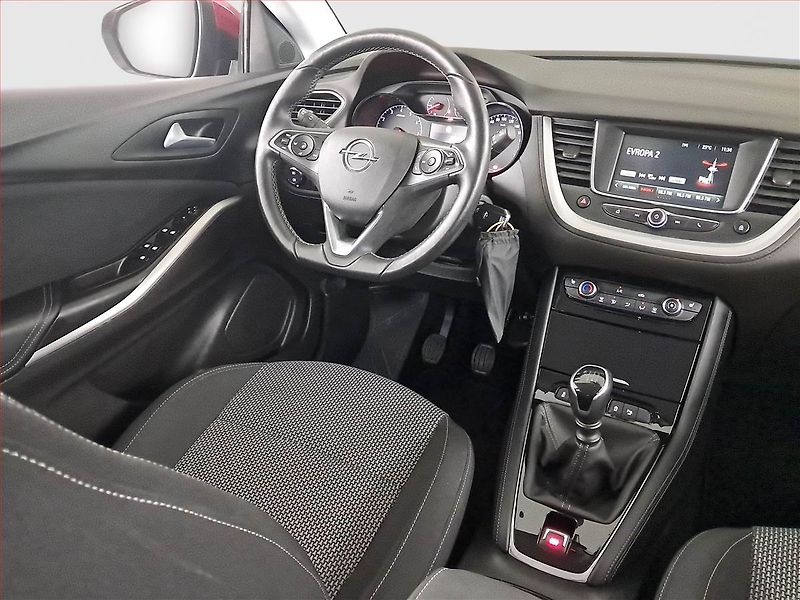 Opel Grandland X (2022) 1.2 Turbo, Serv.kniha - fotka 7 z 20