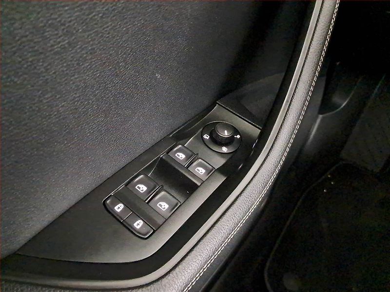 Škoda Superb (2021) Scout 2.0 TDI - fotka 23 z 23
