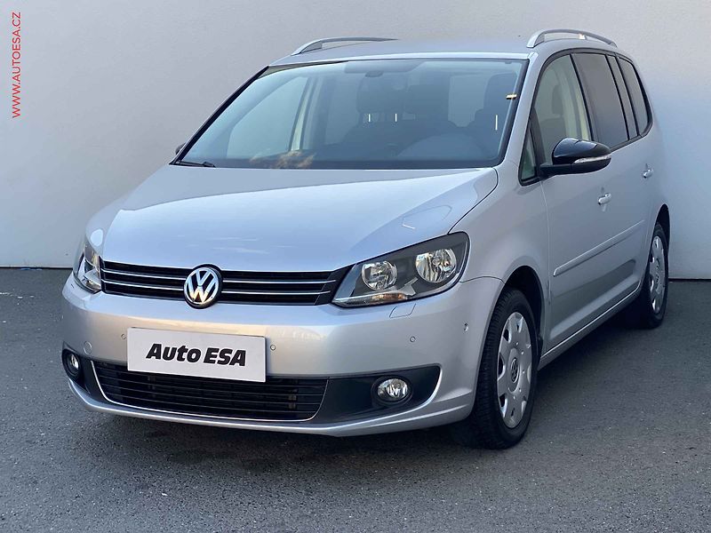 Volkswagen Touran (2012) 1.6TDi, Style, DSG - fotka 3 z 19