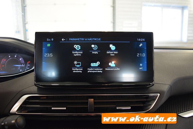 Peugeot 3008 1.5 HDI ACTIVE PACK 96 kW 2022 - fotka 42 z 61