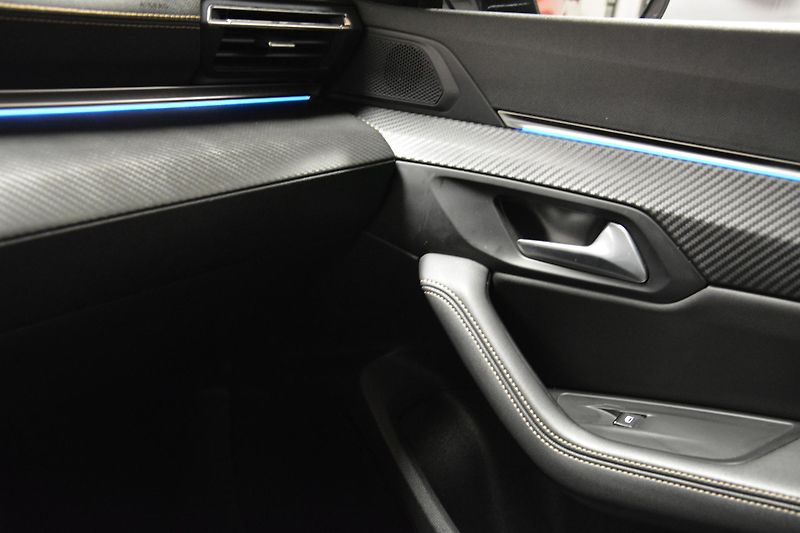 Peugeot 508 (2022) GT PLUG IN HYBRID 165KW e-EAT8 - fotka 20 z 44